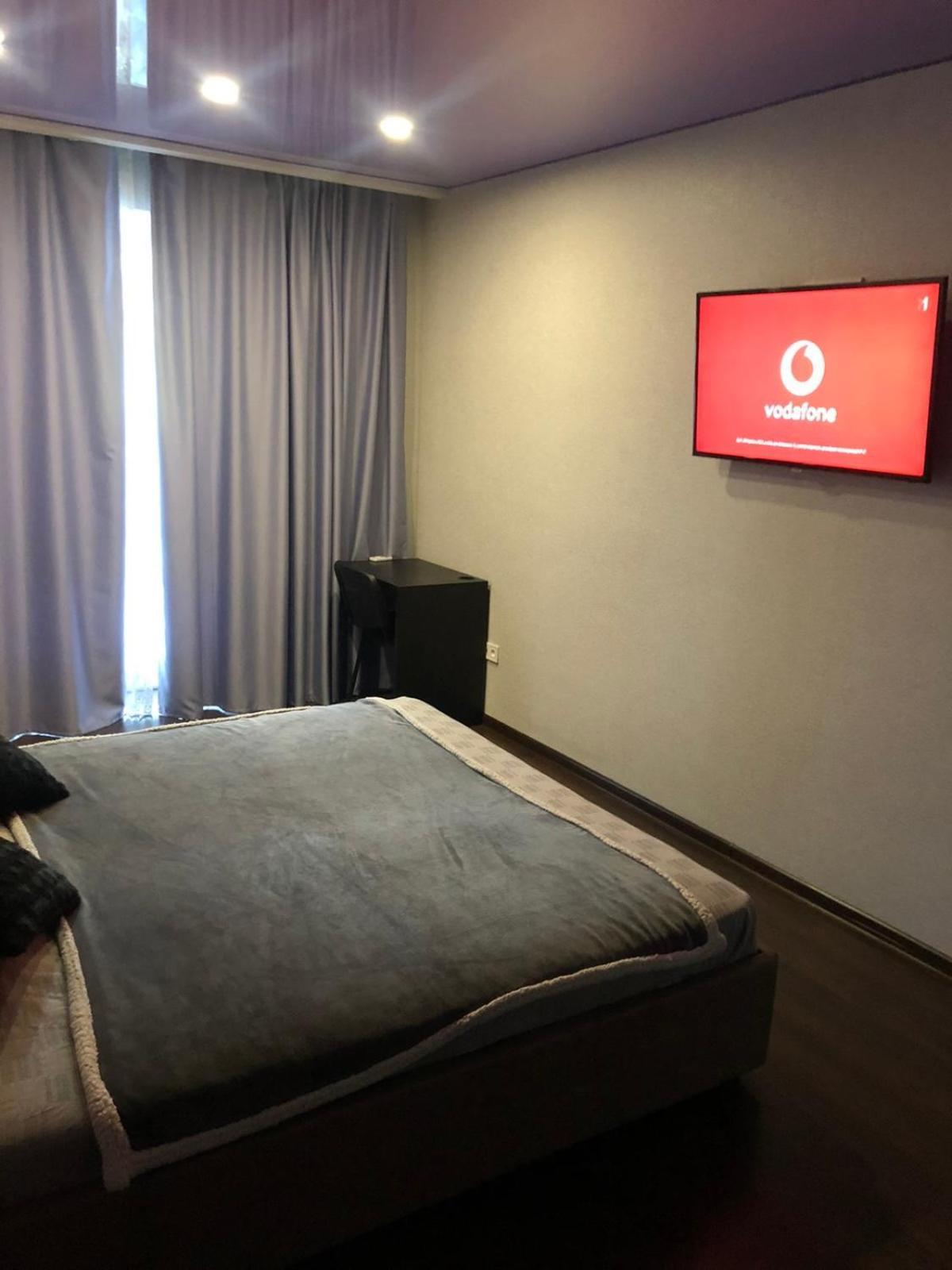 Apartment New Building In Center 第聂伯罗彼得罗夫斯克 外观 照片