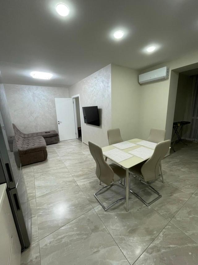 Apartment New Building In Center 第聂伯罗彼得罗夫斯克 外观 照片
