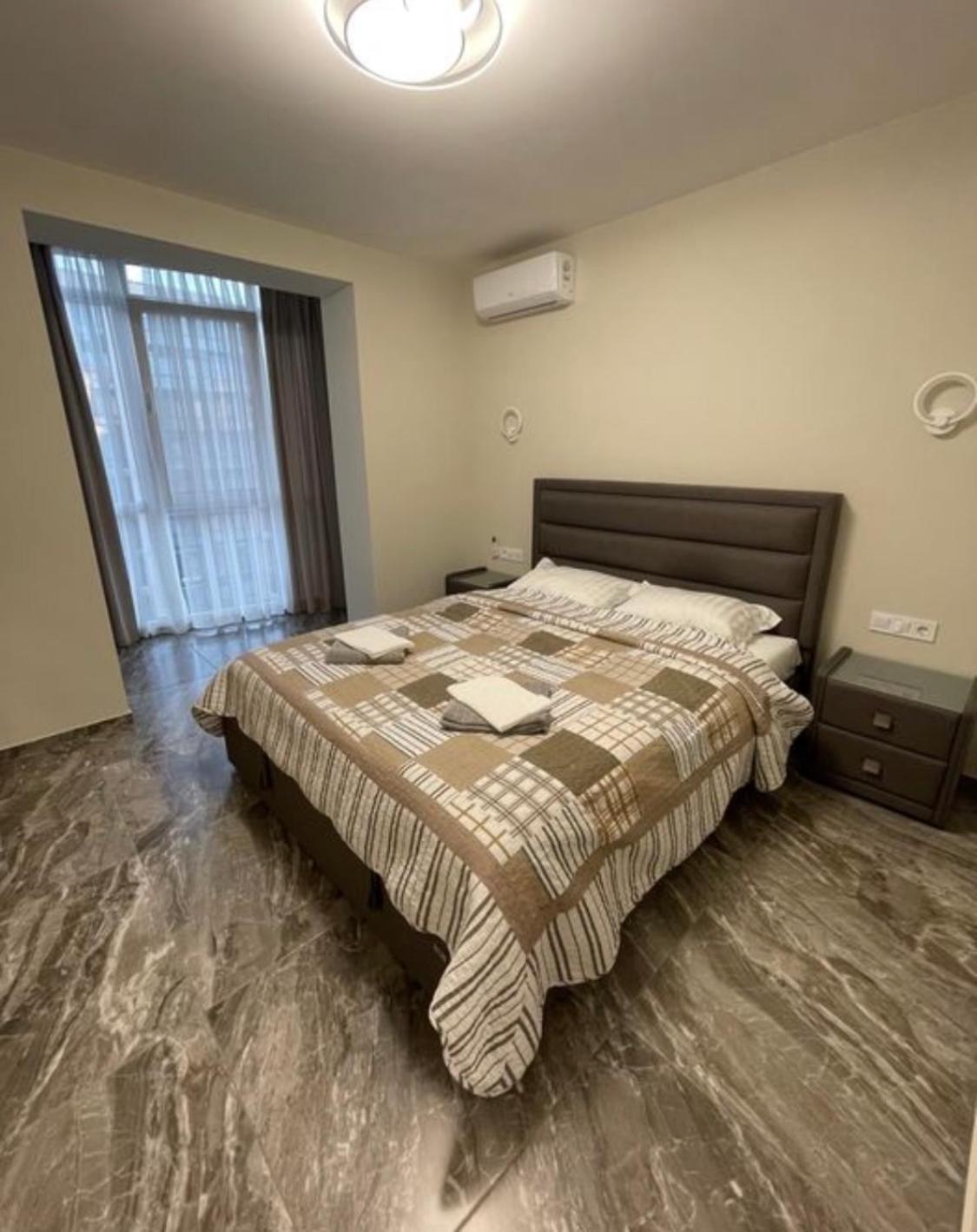 Apartment New Building In Center 第聂伯罗彼得罗夫斯克 外观 照片